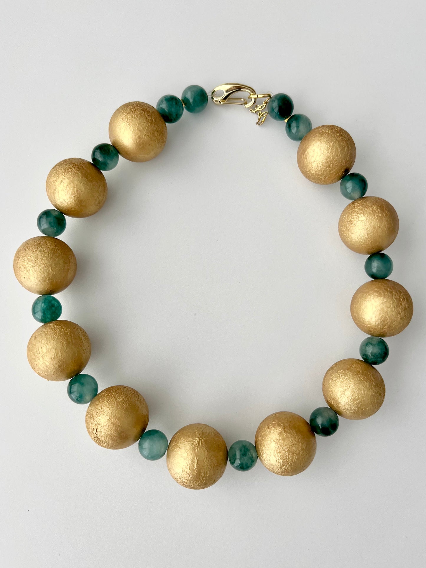 <tc>Verina Necklace</tc>