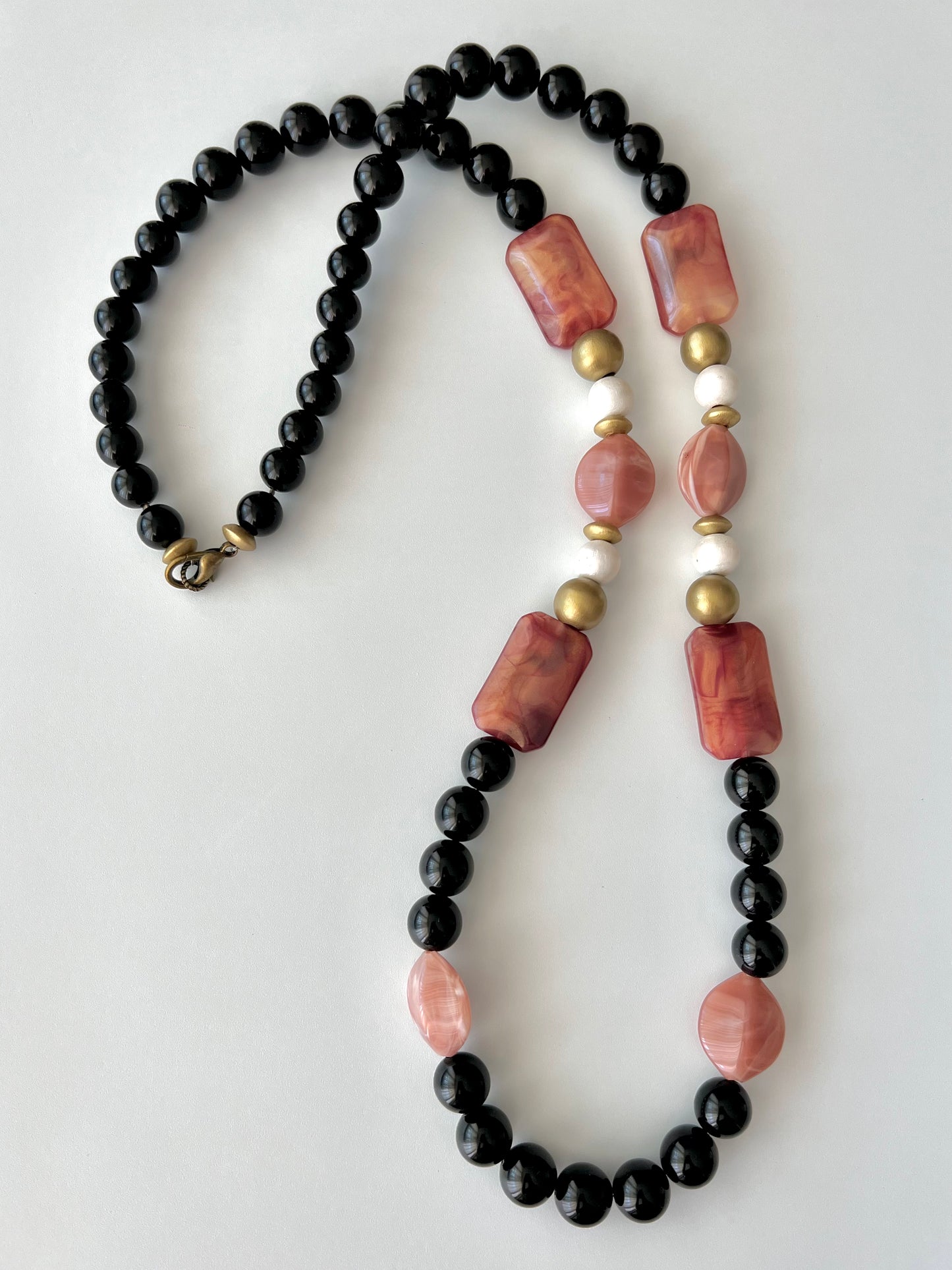 <tc>Raizel Necklace</tc>