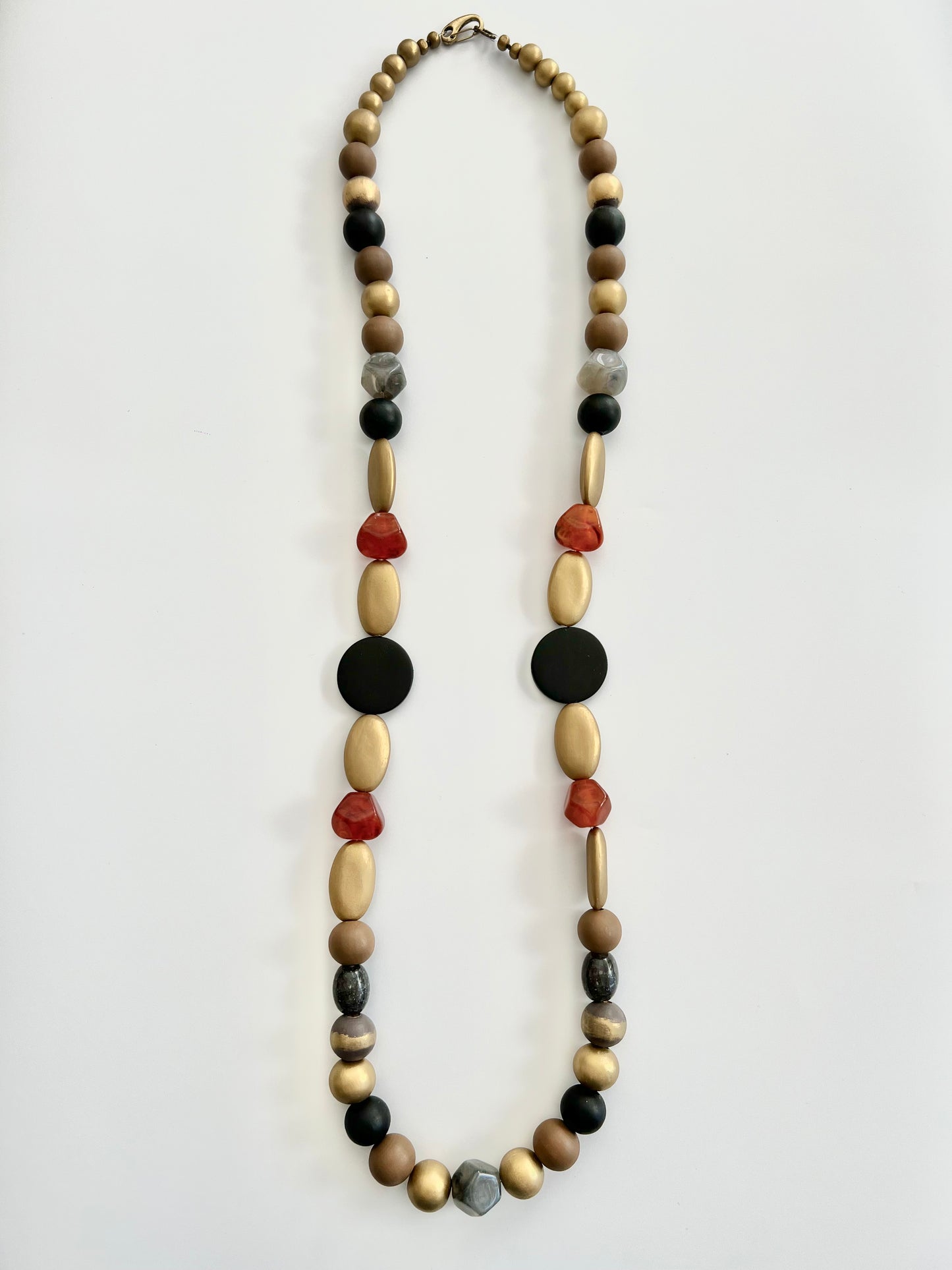 <tc>Tess Necklace</tc>